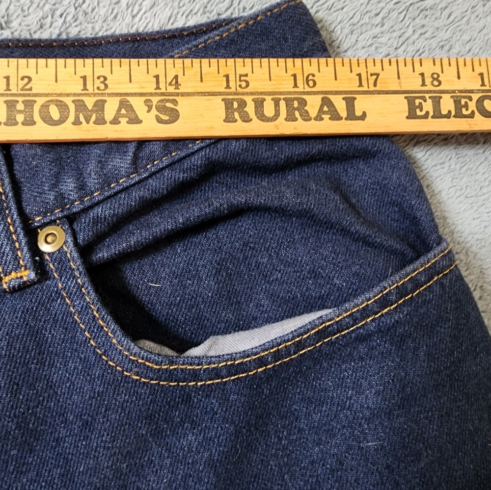 Vintage L.L. Bean Jeans Women's 16 Petite Relaxed Fit Blue Dark LL Bean - Picture 4 of 10